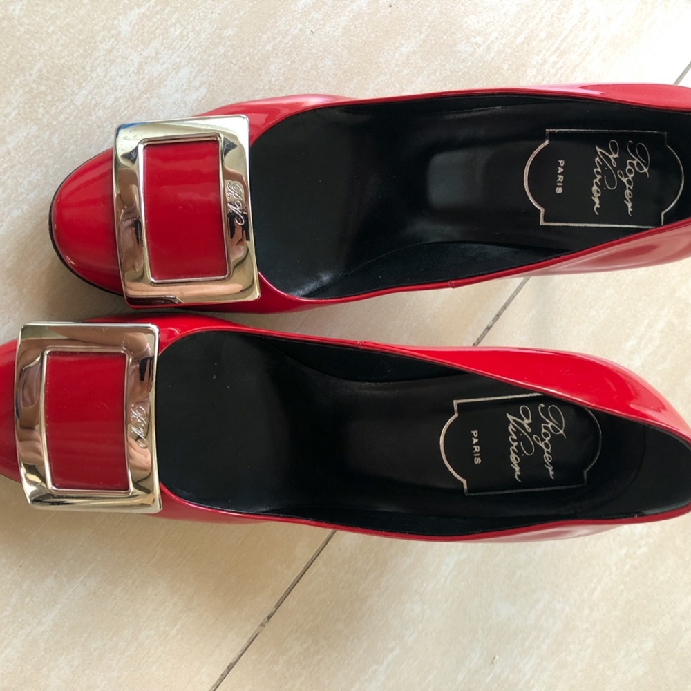 Roger Vivier Pumps 3 inch red Patent Leather